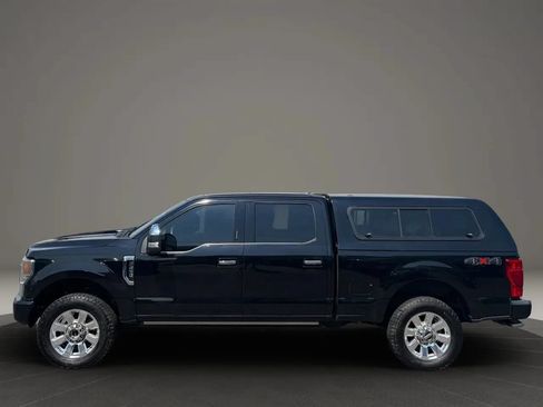 Used 2022 Ford F250 Platinum AWD/4WD image 2