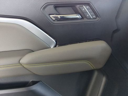 Used 2024 Chevrolet Colorado ZR2 w/ ZR2 Bison Edition image 14