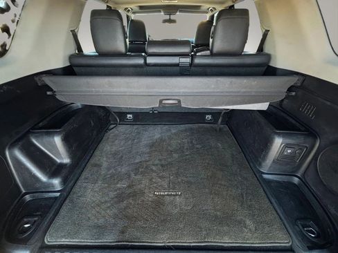 Used 2011 Toyota 4Runner Limited image 43