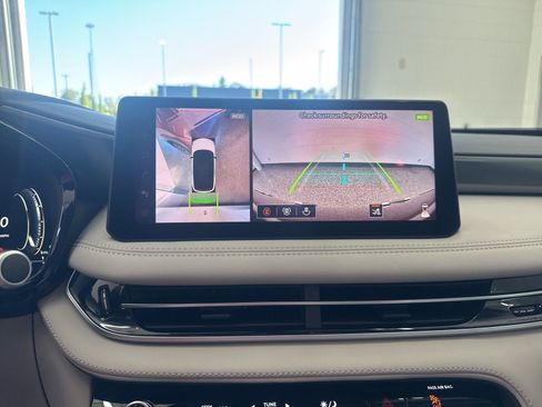 New 2026 INFINITI QX60 Luxe w/ Family Package image 24