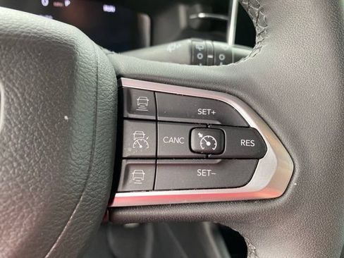 Used 2024 Jeep Compass Limited w/ High Altitude Package AWD/4WD image 20
