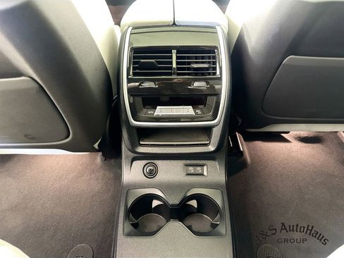 Used 2023 BMW X7 xDrive40i w/ M Sport Package AWD/4WD image 32
