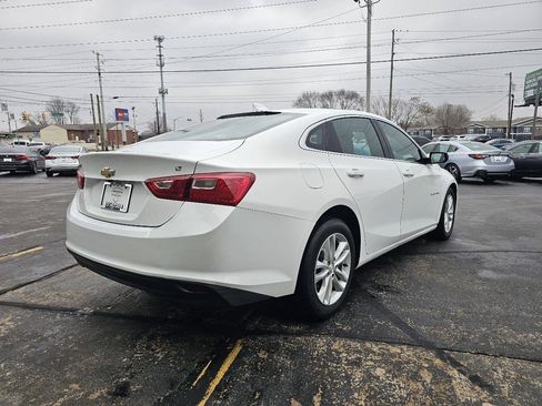 Used 2018 Chevrolet Malibu LT FWD image 5