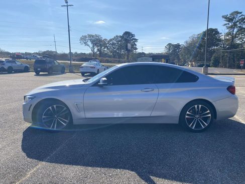 Used 2020 BMW 430i Coupe w/ Convenience Package image 4