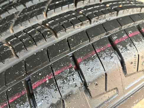 New 2025 Jeep Grand Cherokee L Laredo image 27