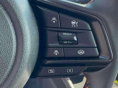 Certified 2025 Subaru Crosstrek 2.5i Limited image 16