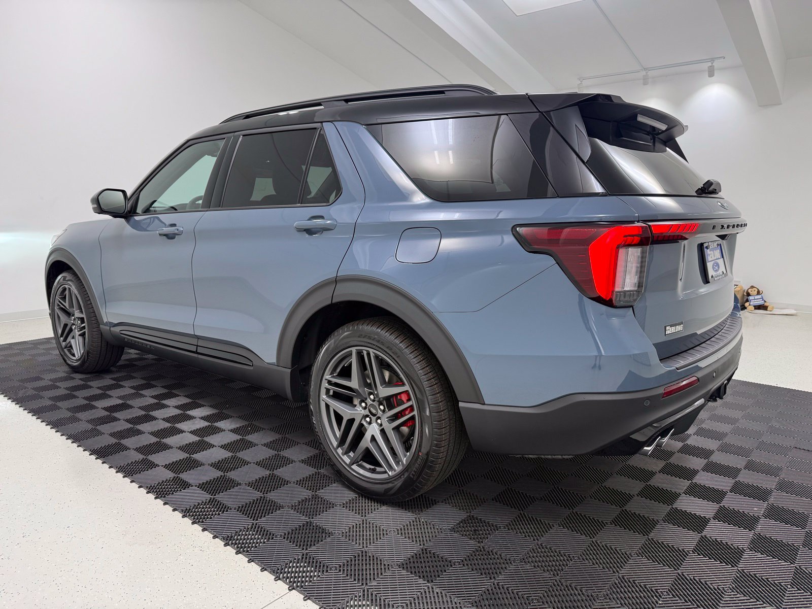 New 2026 Ford Explorer ST w/ Sun And Sound Package RWD image 4