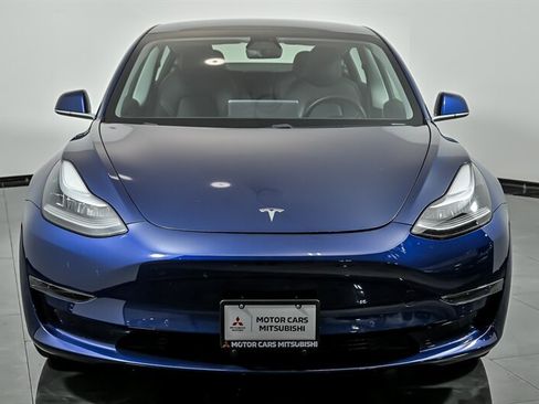 Used 2020 Tesla Model 3 Standard Range Plus RWD image 4