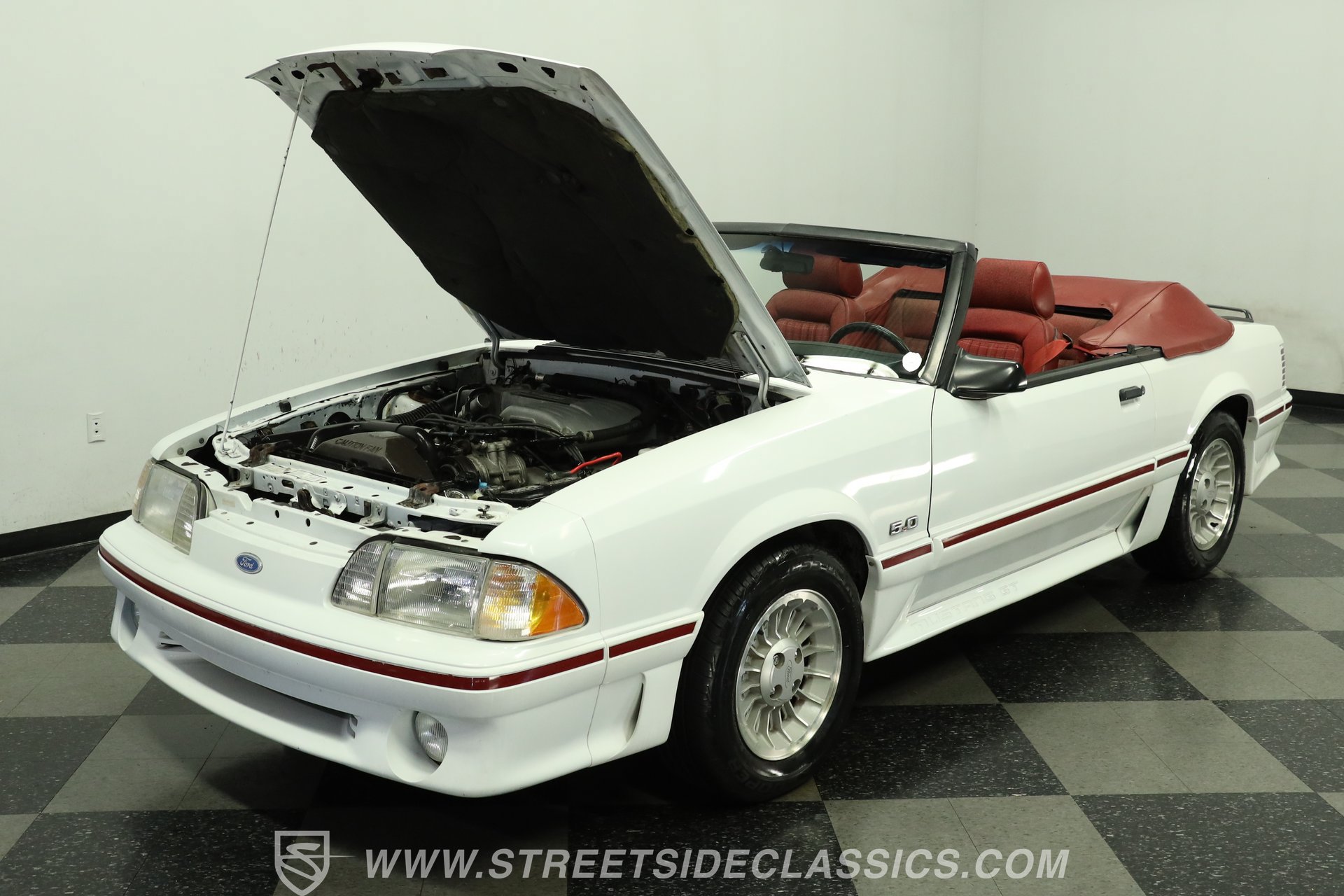 Used 1987 Ford Mustang GT RWD image 30