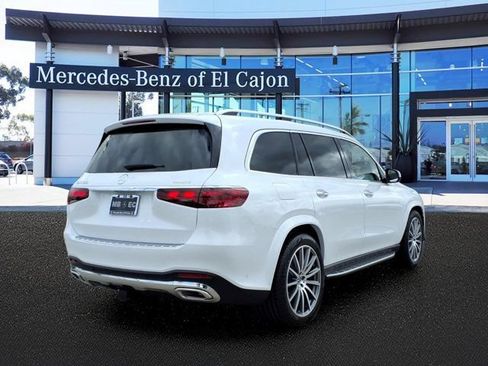 New 2026 Mercedes-Benz GLS 580 4MATIC image 3