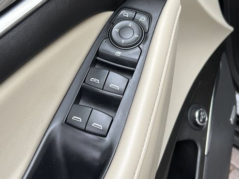 Used 2021 Buick Enclave Essence w/ Sound and Sites Package image 15