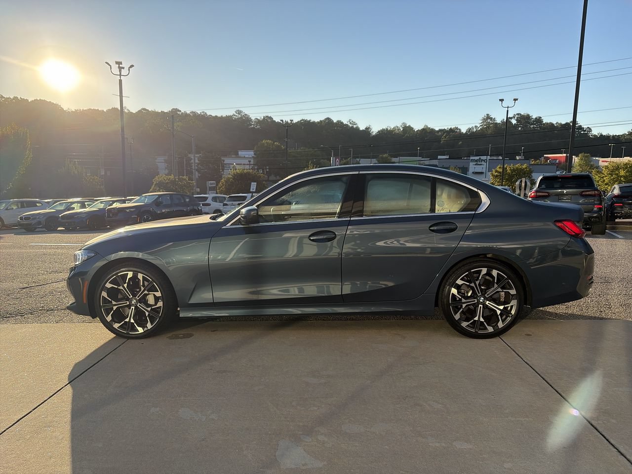 Used 2026 BMW 330i Sedan RWD image 5
