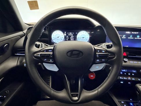 Used 2025 Hyundai Elantra N FWD image 15