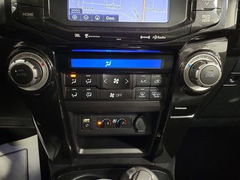 Used 2019 Toyota 4Runner Limited image 19