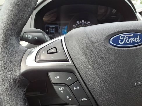 Certified 2023 Ford Edge SEL w/ Convenience Package AWD/4WD image 16