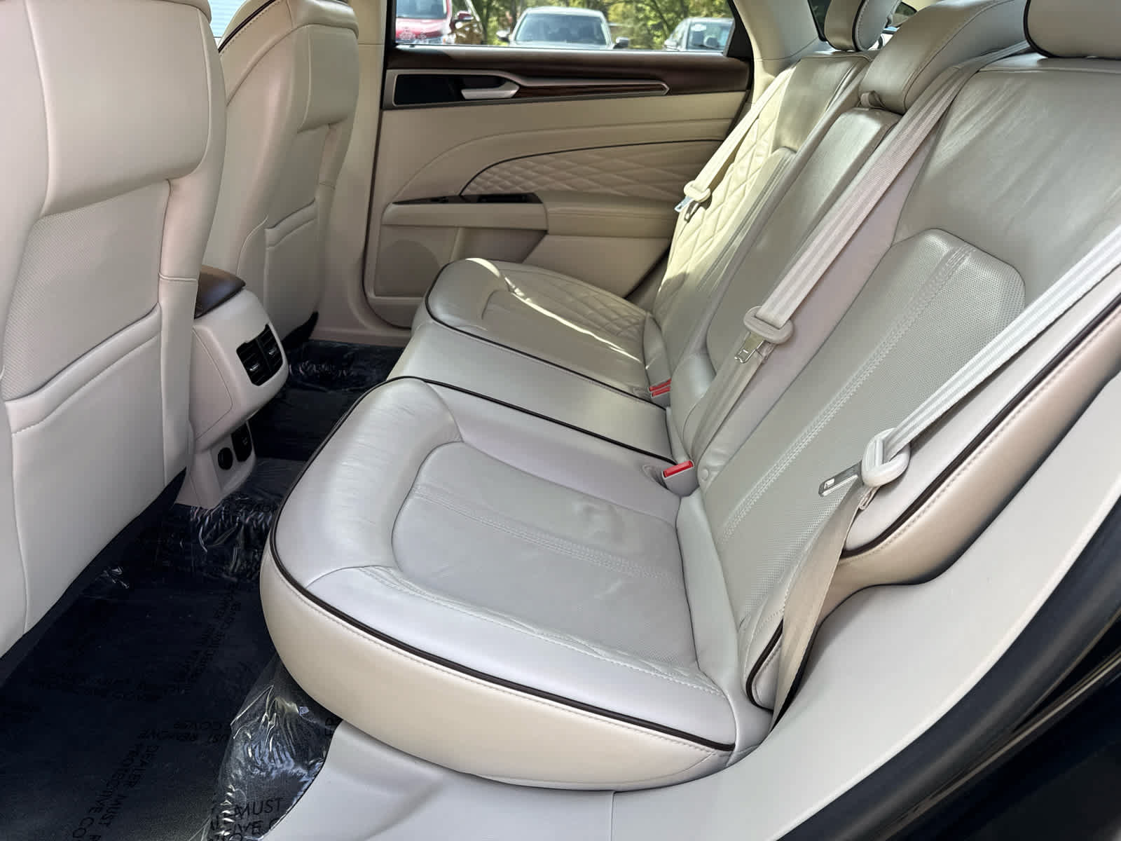 Used 2017 Ford Fusion Platinum AWD/4WD image 13