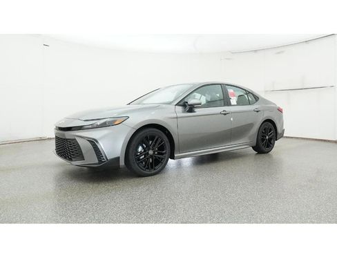 New 2026 Toyota Camry SE image 17