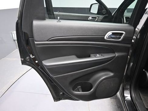 Used 2020 Jeep Grand Cherokee Laredo w/ Quick Order Package 2BN North AWD/4WD image 35