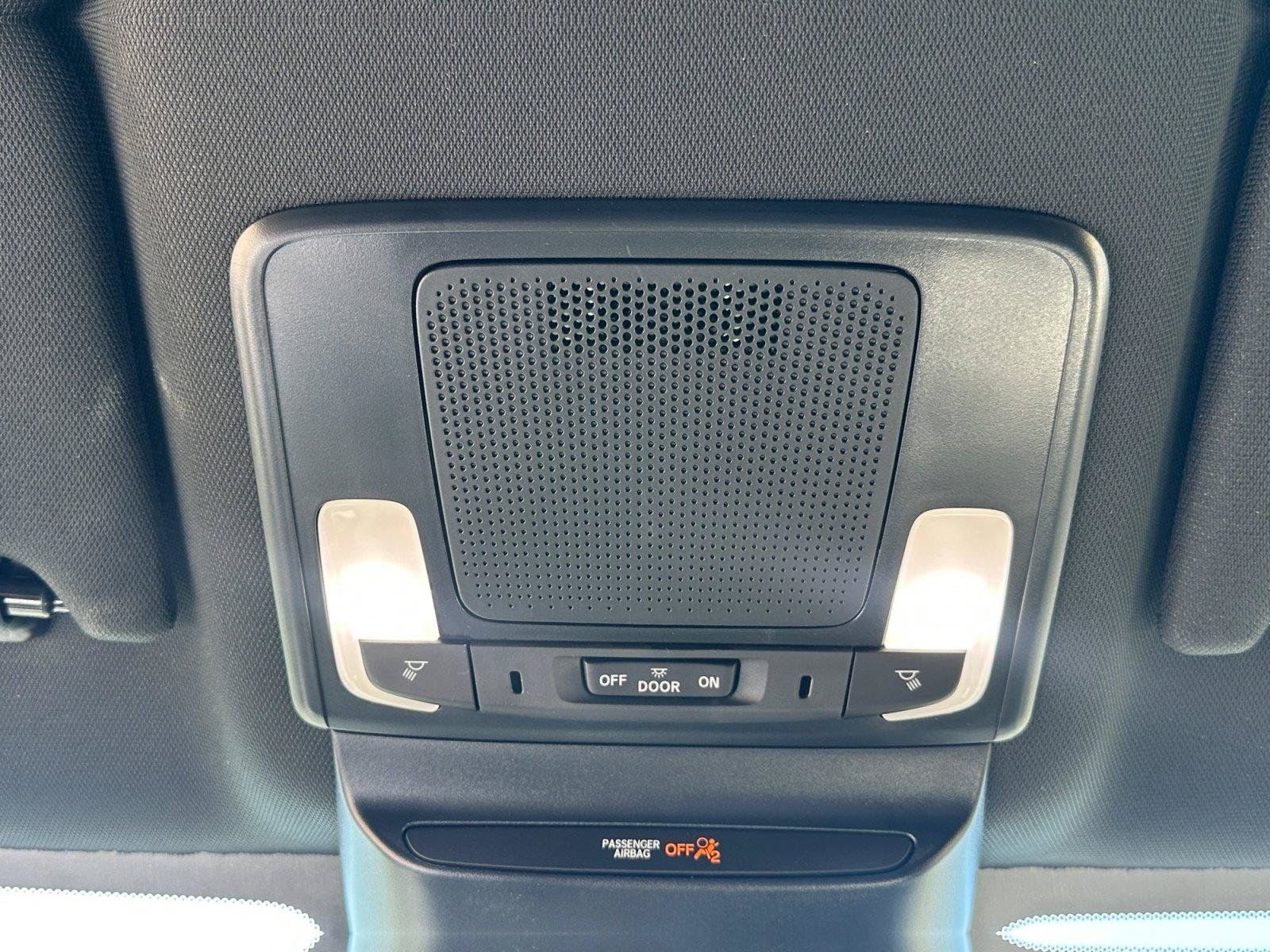 Certified 2025 Honda HR-V Sport image 29