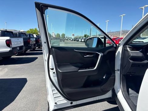 Used 2024 Toyota RAV4 XLE w/ Convenience Package AWD/4WD image 9