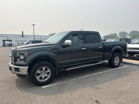 Used 2015 Ford F150 XLT w/ Equipment Group 301A Mid AWD/4WD image 11