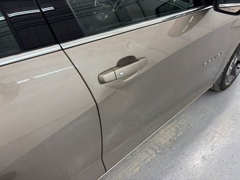 Used 2022 Chevrolet Malibu LT FWD image 27