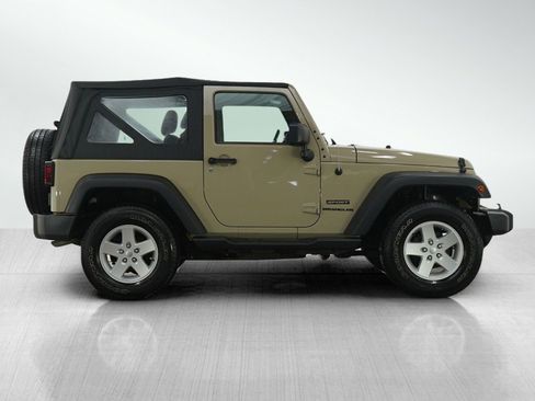 Used 2017 Jeep Wrangler Sport image 6