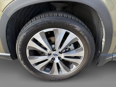 Used 2022 Subaru Ascent Limited w/ Technology Package AWD/4WD image 9