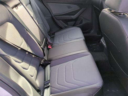 New 2026 Volkswagen Jetta SEL image 18