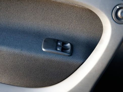 Used 2016 smart fortwo passion image 36