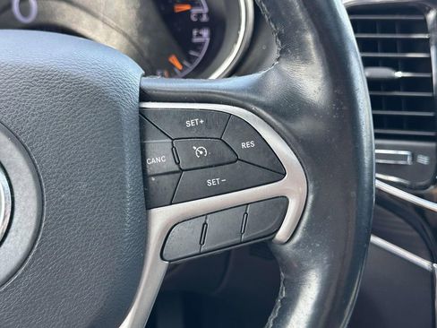 Used 2021 Jeep Grand Cherokee Limited AWD/4WD image 25