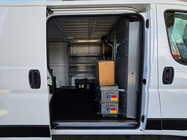 Used 2025 RAM ProMaster 2500 FWD image 20