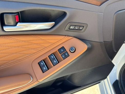 Used 2021 Toyota Avalon Limited w/ Advanced Safety Package image 12