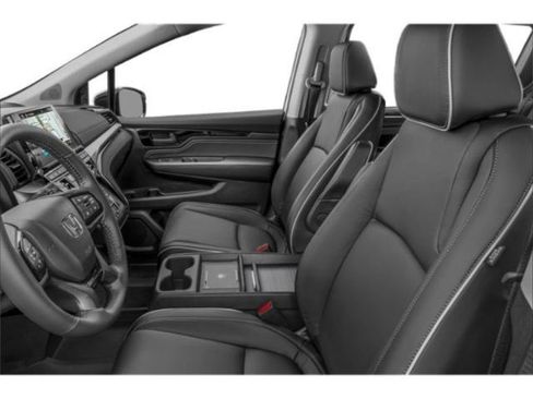 Used 2026 Honda Odyssey Touring image 13