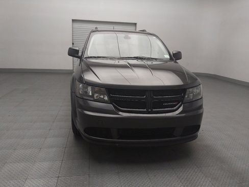 Used 2020 Dodge Journey SE w/ Blacktop Package image 14