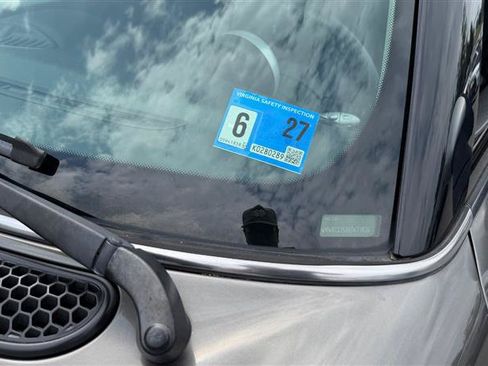 Used 2006 MINI Cooper Hardtop FWD image 4