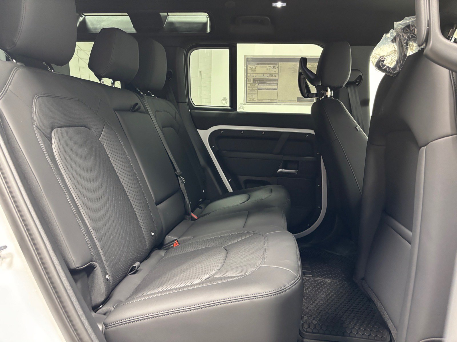 Used 2026 Land Rover Defender 110 S AWD/4WD image 38