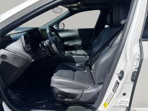 Used 2023 Lexus RX 350 Premium w/ Accessory Package AWD/4WD image 16