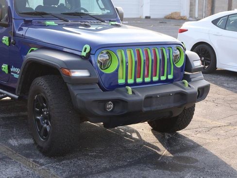 Used 2019 Jeep Wrangler Unlimited Sport image 2