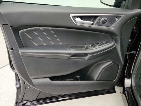 Used 2024 Ford Edge ST image 10