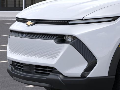 New 2026 Chevrolet Equinox EV LT FWD image 13