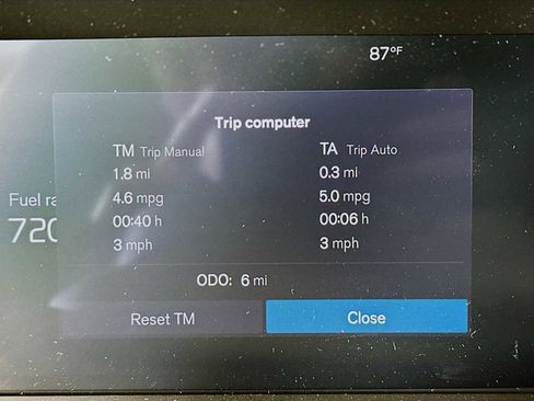 New 2026 Volvo XC90 B6 Plus w/ Protection Package Premier image 12