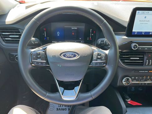 Used 2023 Ford Escape Active AWD/4WD image 17