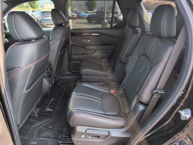 Certified 2026 Honda Pilot TrailSport image 16