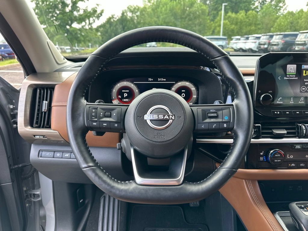 Used 2023 Nissan Pathfinder Platinum AWD/4WD image 52