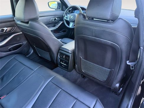 Used 2022 BMW 330i xDrive Sedan w/ M Sport Package image 27