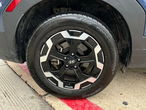 Used 2025 Hyundai Santa Fe SEL image 9