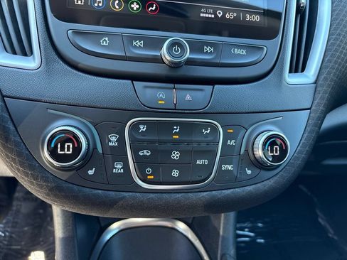 Used 2023 Chevrolet Malibu LT FWD image 21