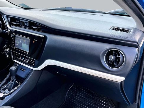 Used 2018 Toyota Corolla iM w/ All-Weather Mat Package FWD image 17