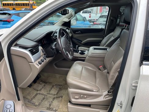 Used 2015 GMC Yukon SLT w/ Open Road Package AWD/4WD image 37